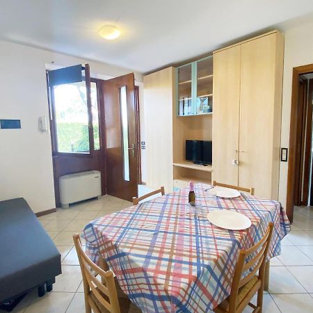 Apartment With Garden And Grill - Green Residence Sirmione Ντεζεντσάνο ντελ Γκάρντα Εξωτερικό φωτογραφία