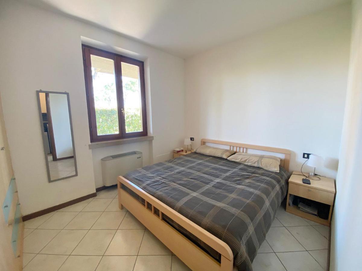 Apartment With Garden And Grill - Green Residence Sirmione Ντεζεντσάνο ντελ Γκάρντα Εξωτερικό φωτογραφία