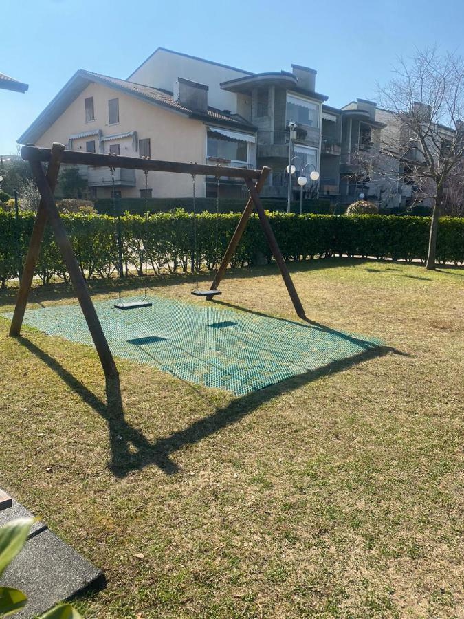 Apartment With Garden And Grill - Green Residence Sirmione Ντεζεντσάνο ντελ Γκάρντα Εξωτερικό φωτογραφία